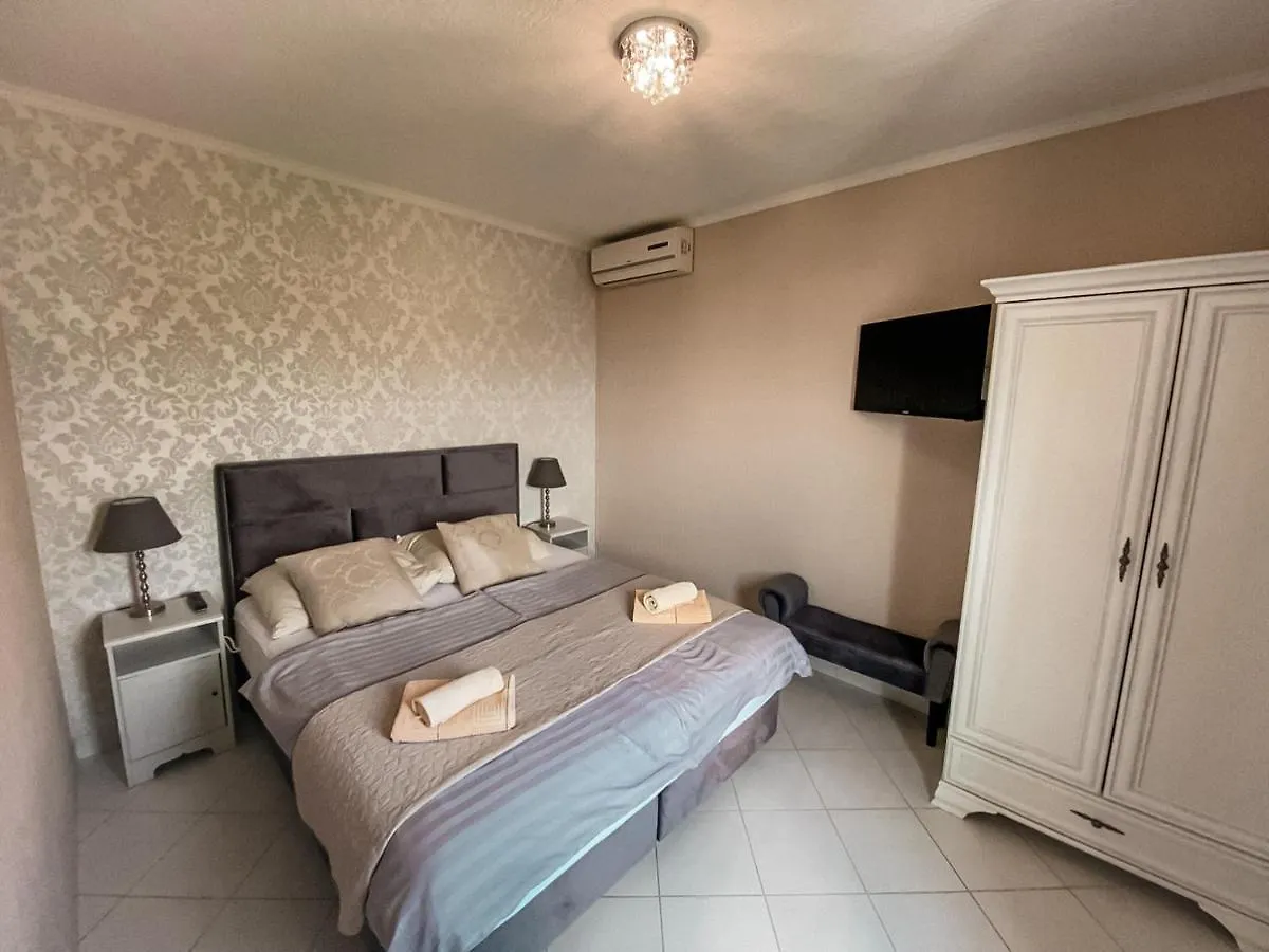 Apartments Villa Chiara Opatija 0*, Icici Croatia